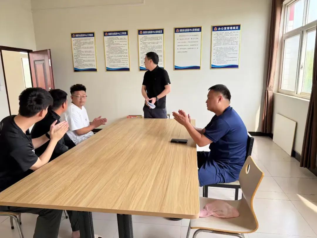 春意盎然戰(zhàn)鼓擂 淬火練兵正當(dāng)時(shí)